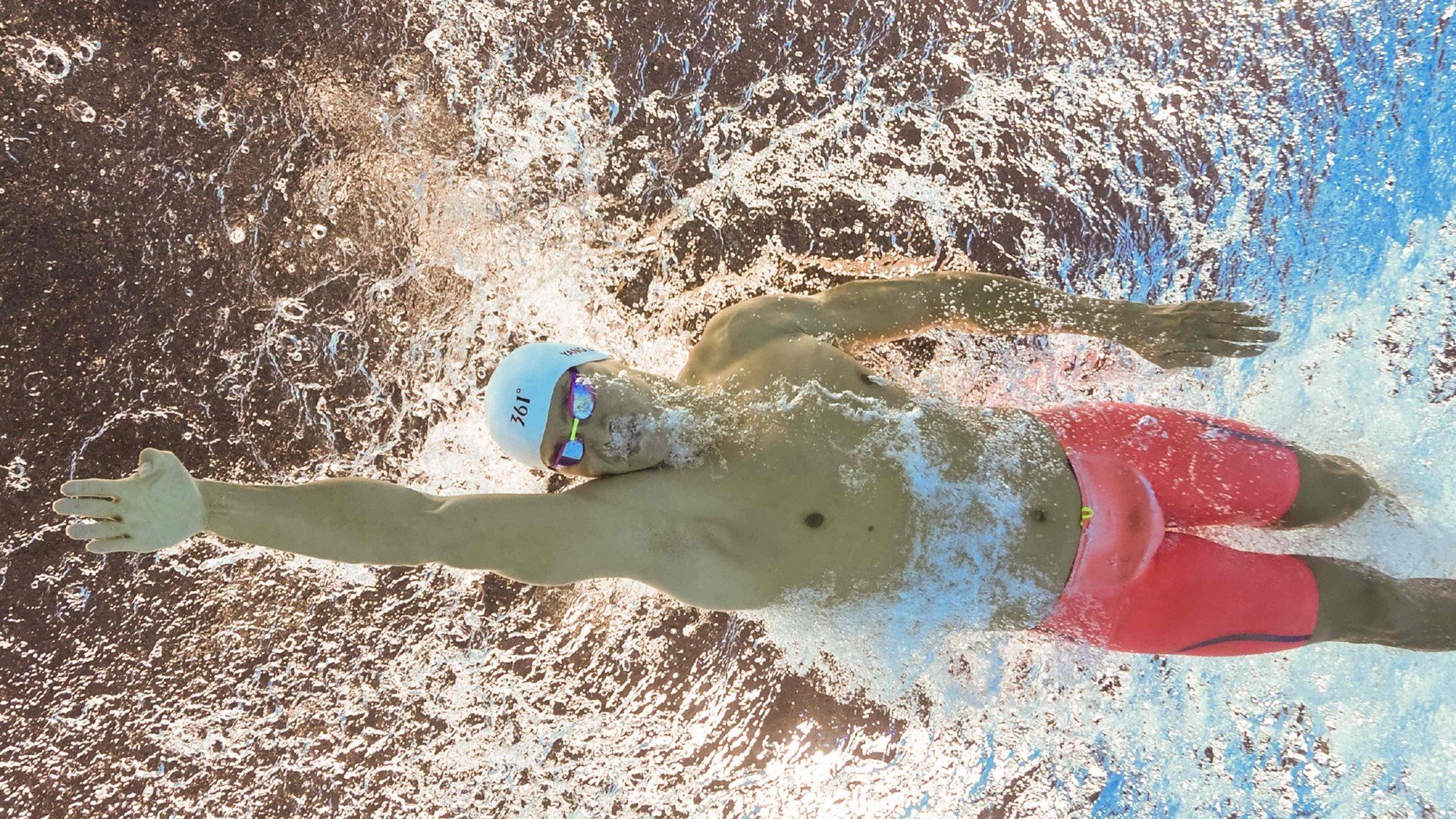 九游娱乐登录-海底潜水探索赛，深海奥秘等待勇者发掘，海底潜水视频