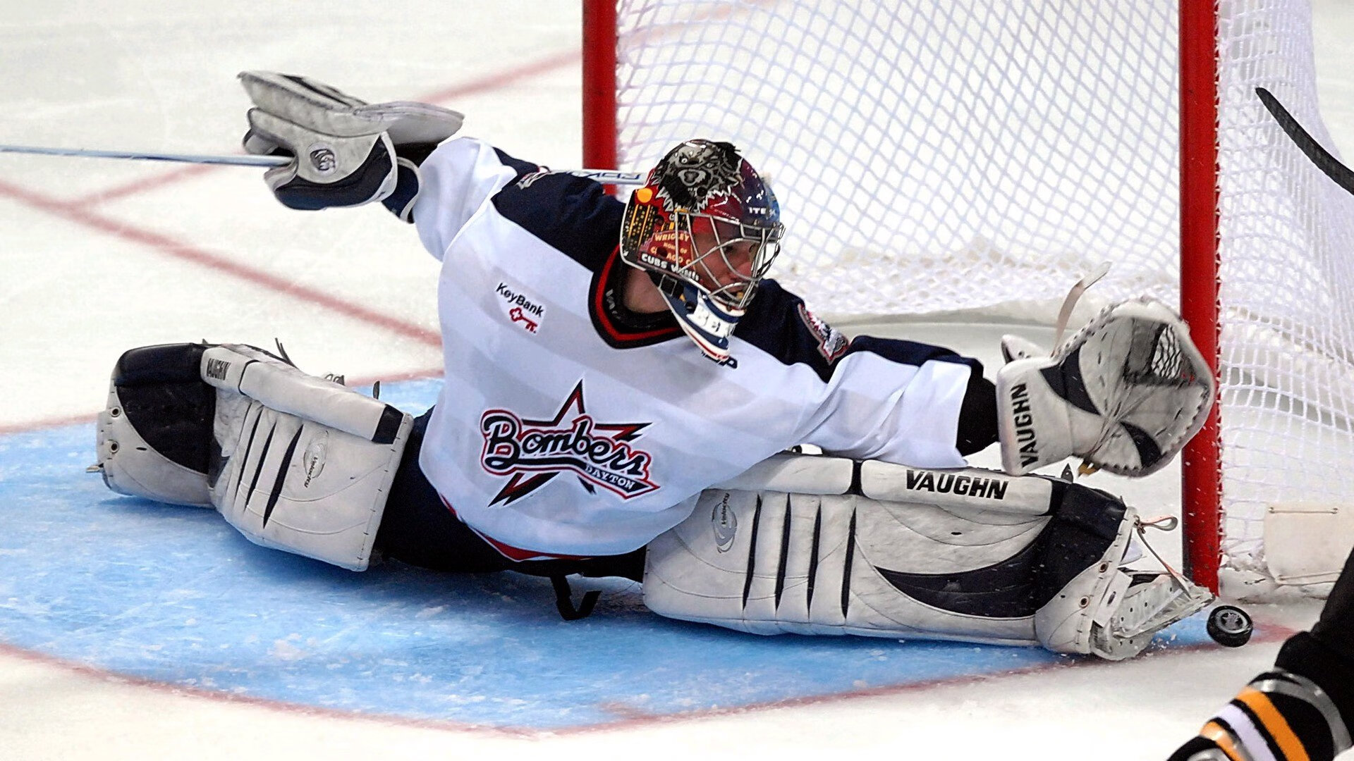 九游娱乐app下载-球场“铁墙般”的防守盛宴，防守球队